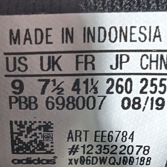 ADIDAS Campus Black Suede Silver Sneakers 9 - Picture 4 of 4